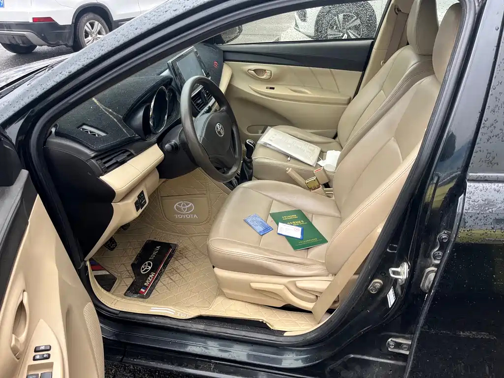 TOYOTA VIOS 2015