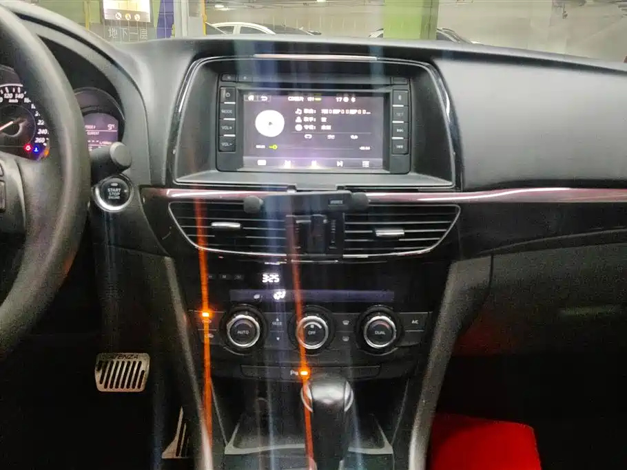 MAZDA ATENZA 2015