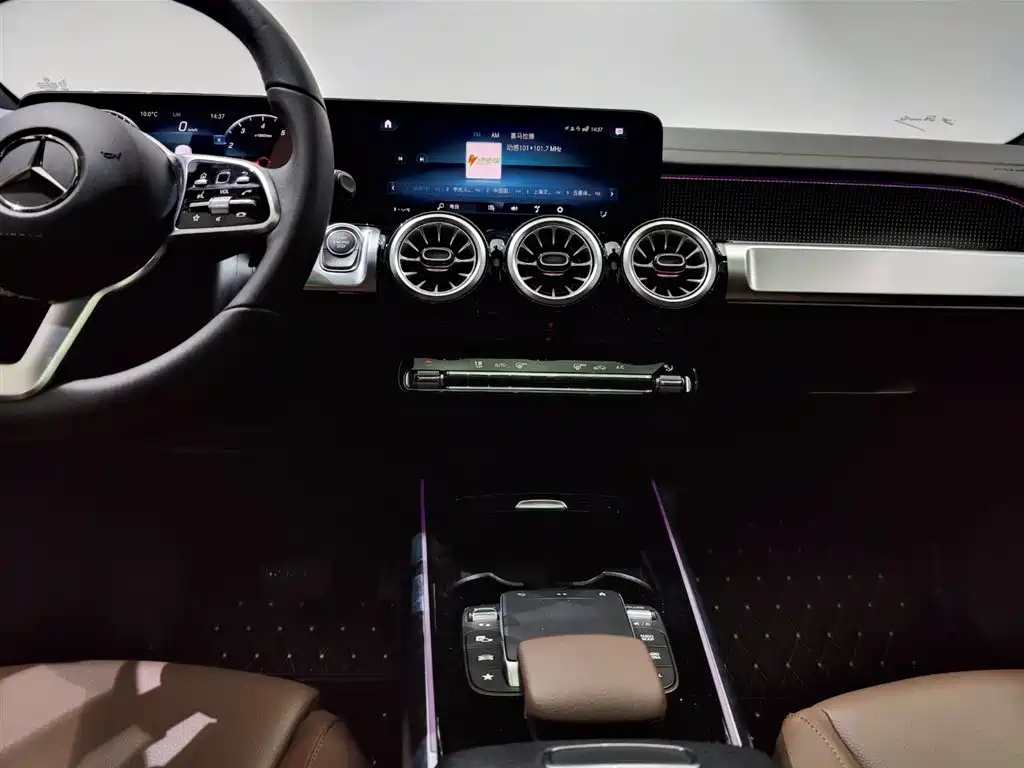 MERCEDES BENZ GLB 2022