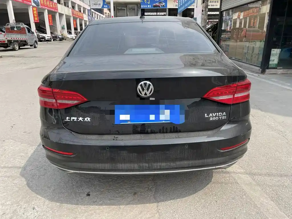 VOLKSWAGEN LAVIDA 2020