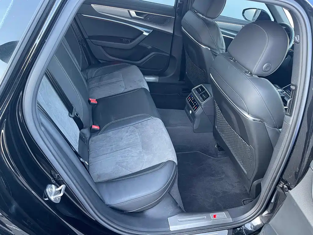AUDI A6L 2021