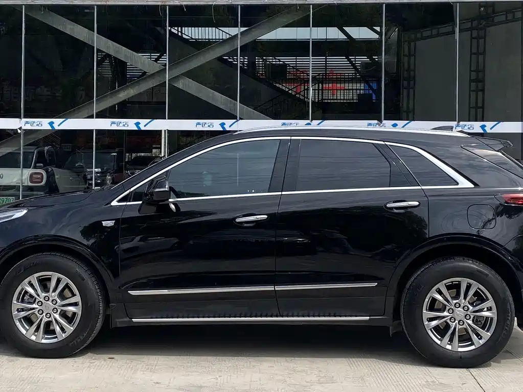 CADILLAC XT5 2022