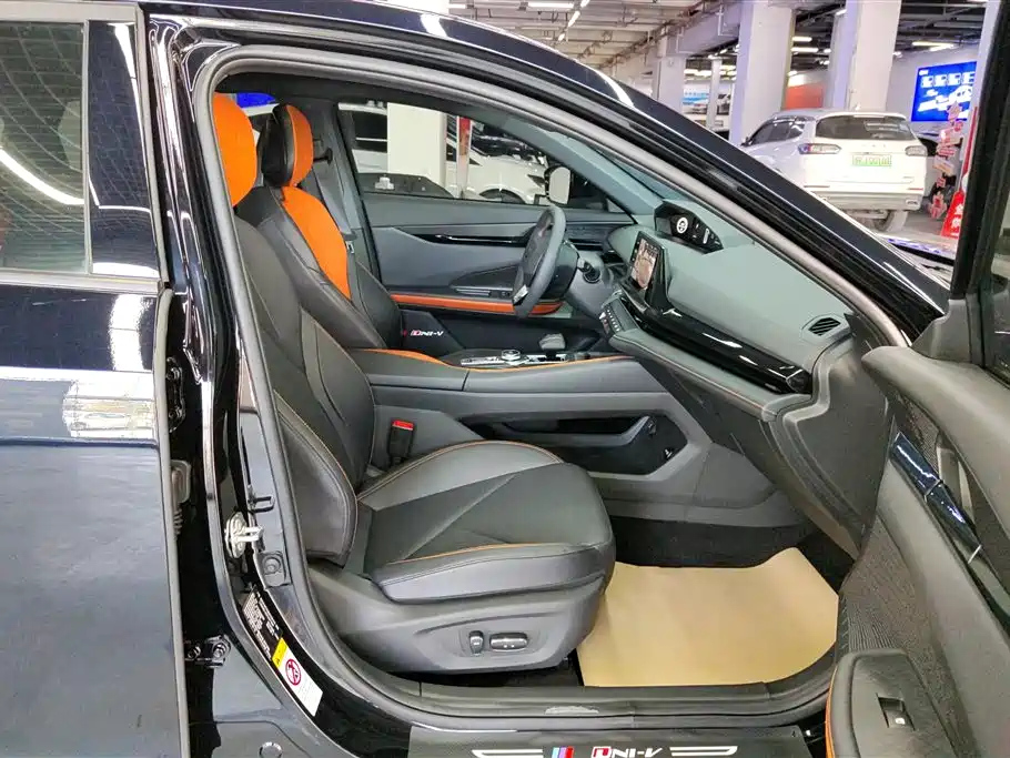 CHANGAN UNI-V SMART IDD 2023