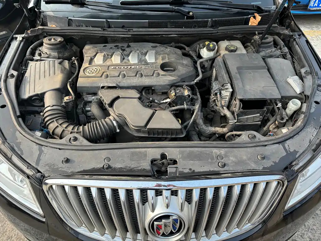 BUICK LACROSSE 2013