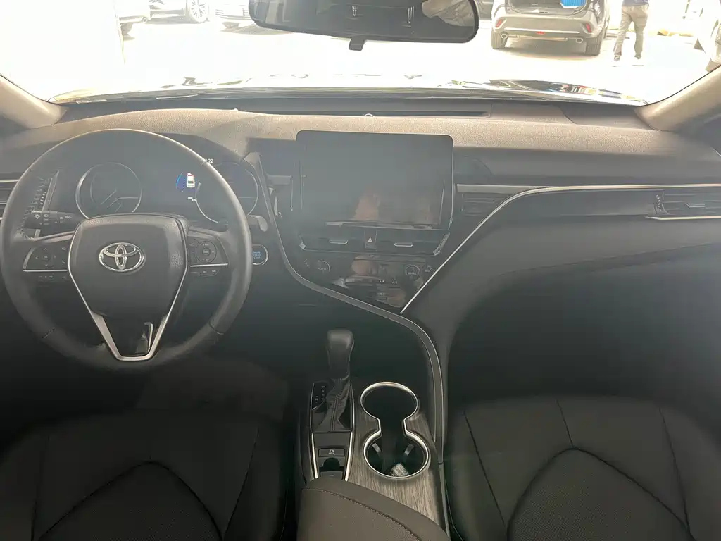 TOYOTA CAMRY 2022