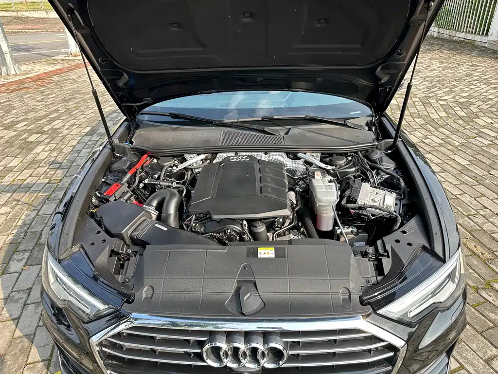 AUDI A6L 2021
