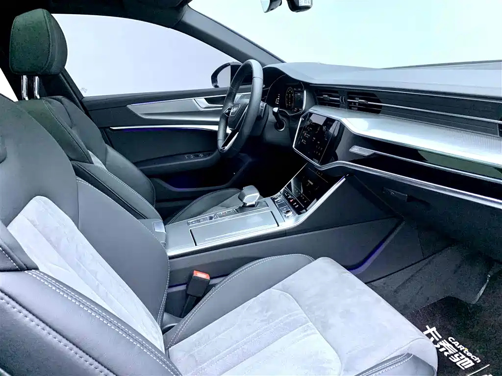 AUDI A6L 2023