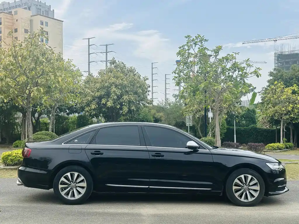 AUDI A6L 2014