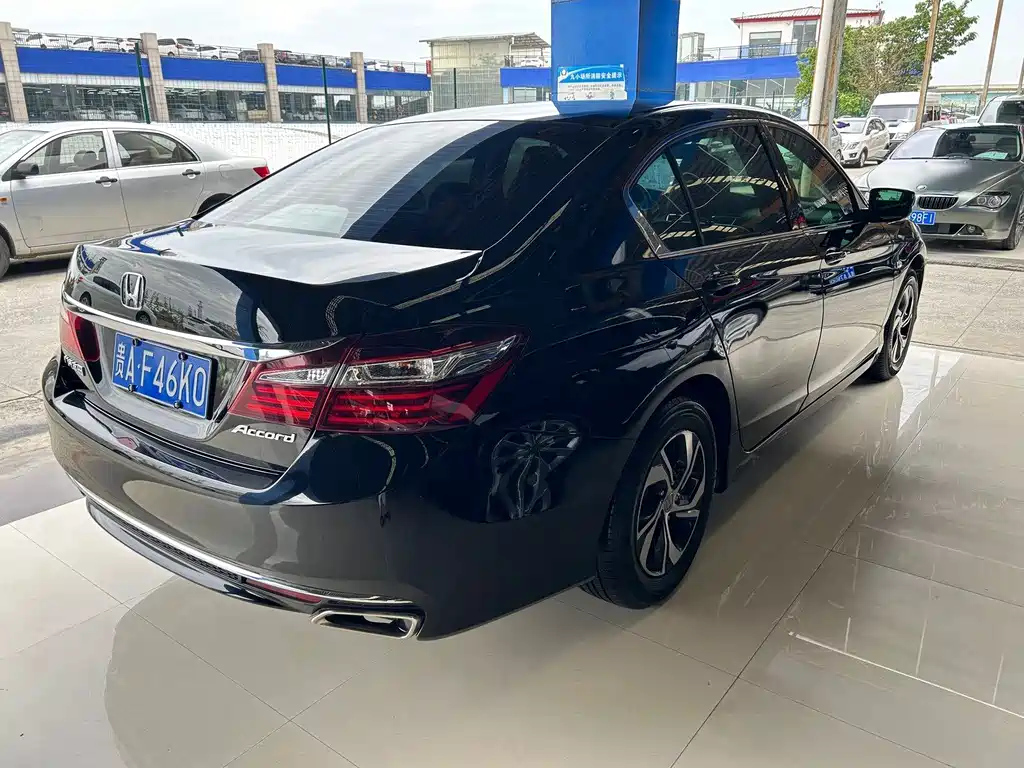 HONDA ACCORD 2017