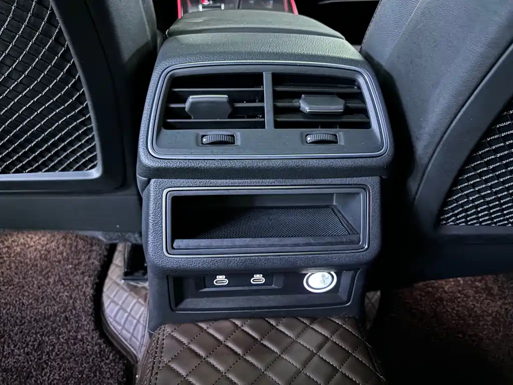 AUDI A6L 2023