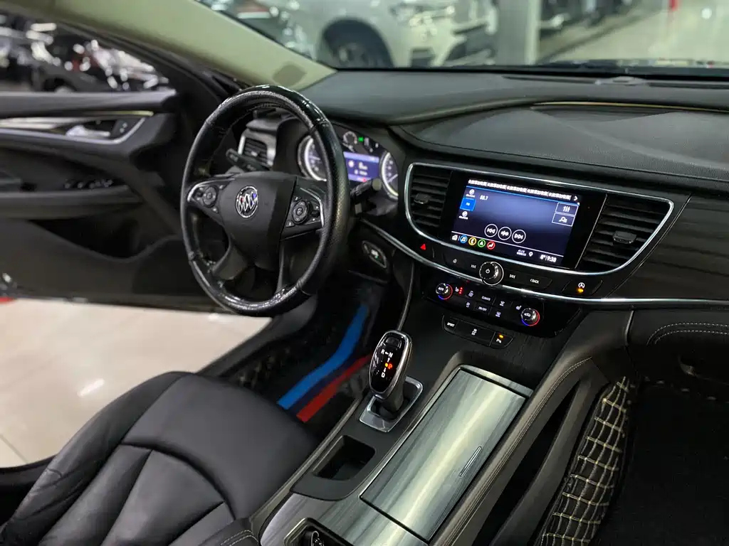 BUICK LACROSSE 2020