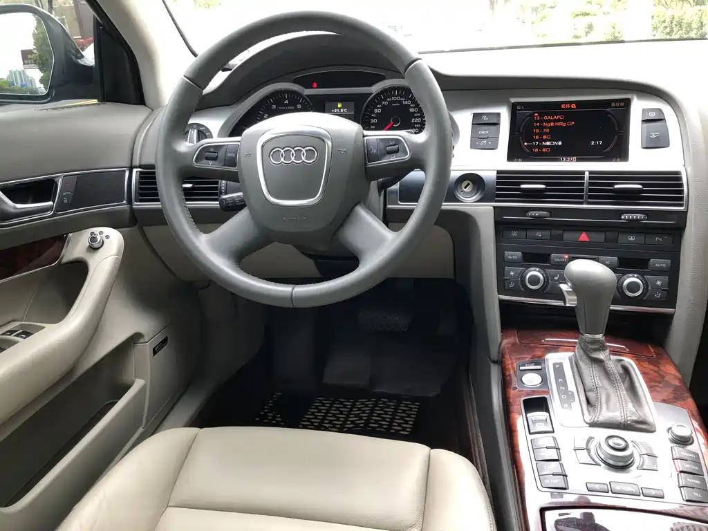 AUDI A6L 2011
