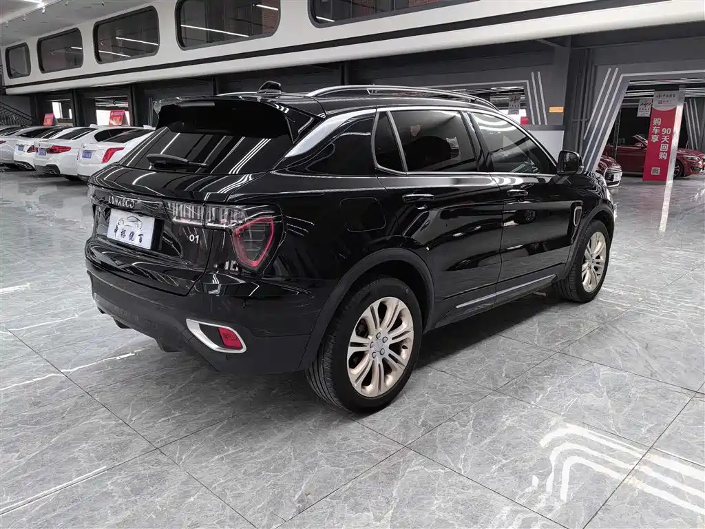LYNK&CO 01 2019
