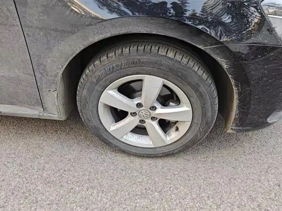 VOLKSWAGEN LAVIDA 2021