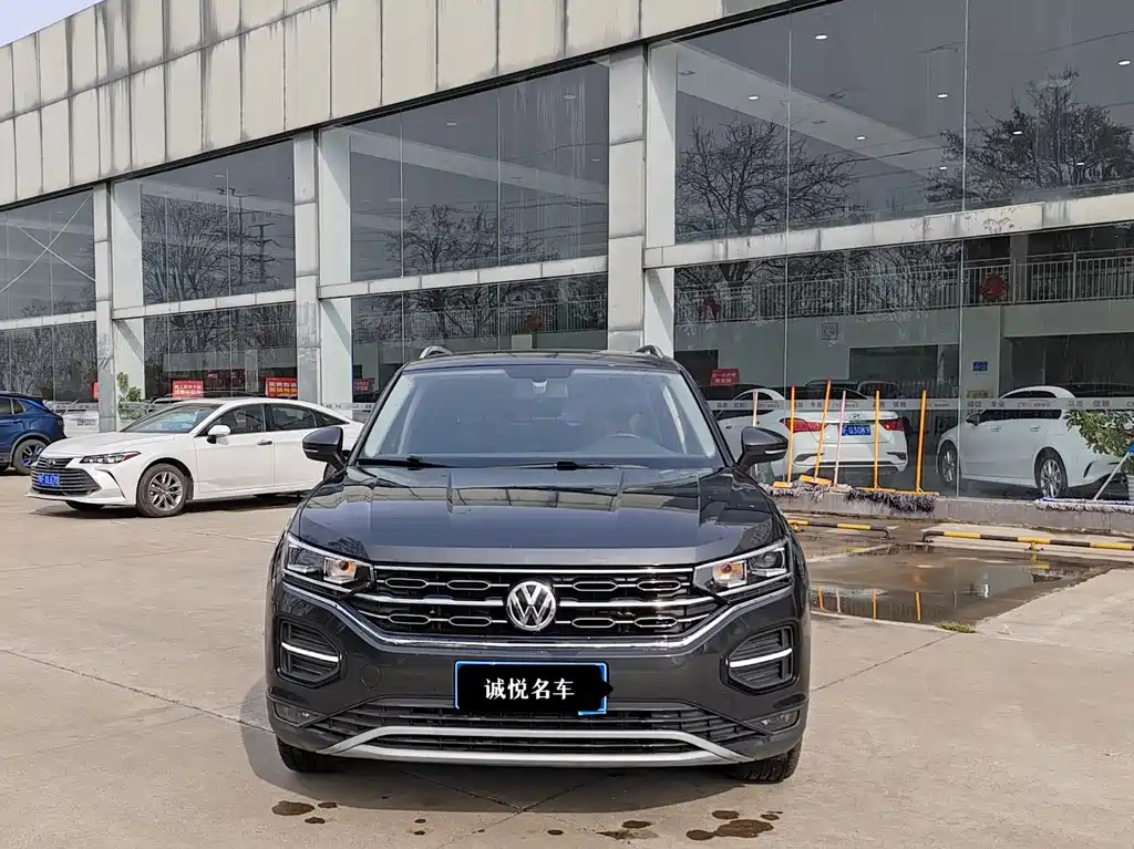 VOLKSWAGEN TAYRON 2020