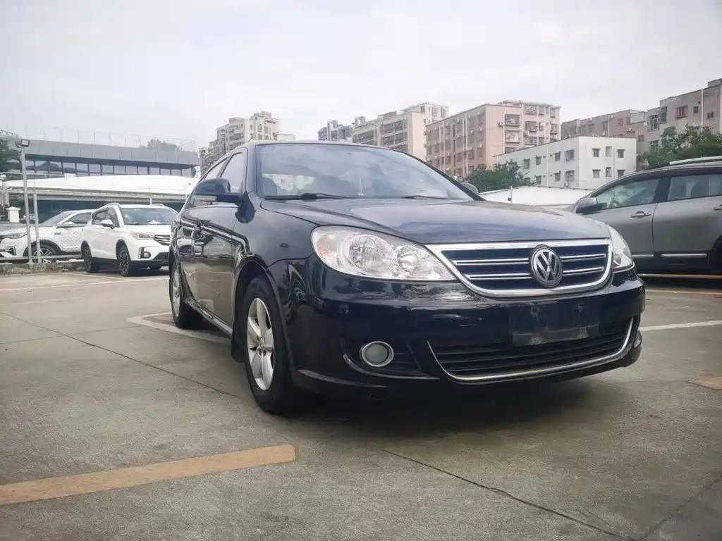VOLKSWAGEN LAVIDA 2012