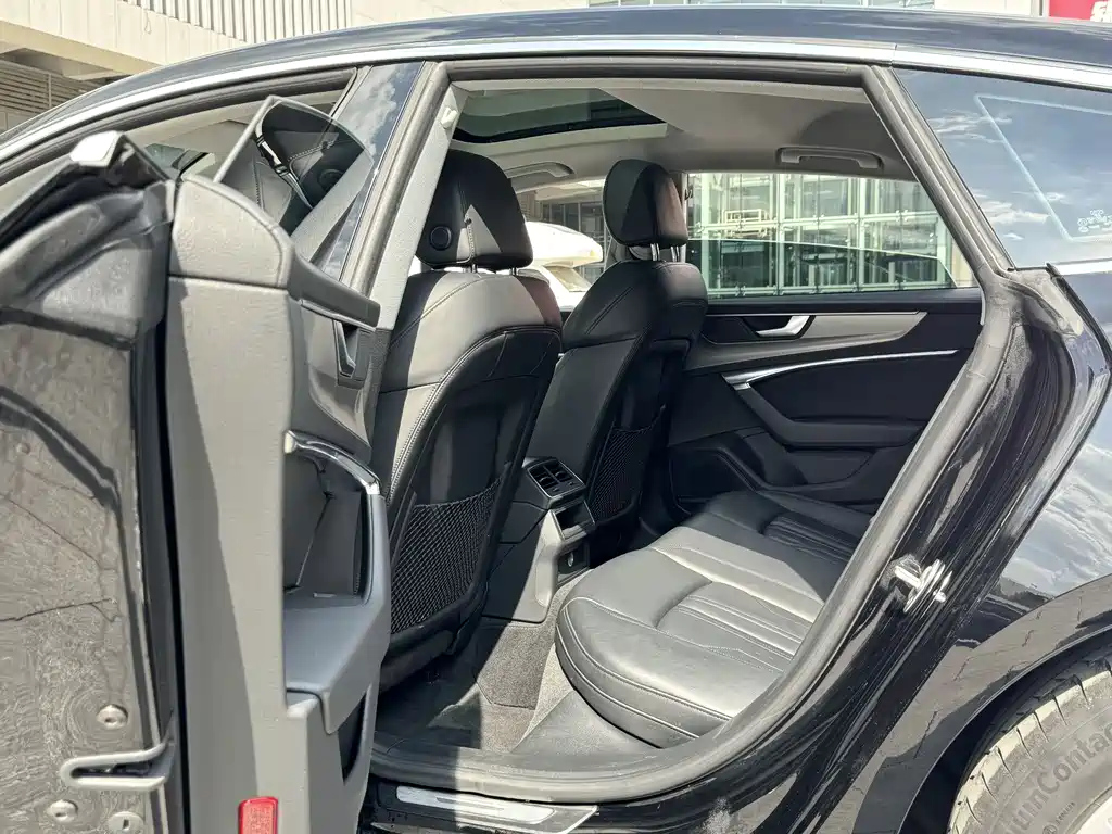 AUDI A7 2021