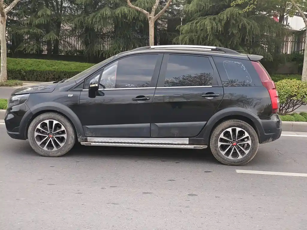 DONGFENG JOYEAR X5 2015