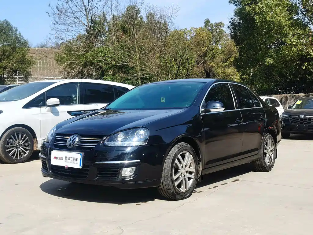 VOLKSWAGEN SAGITAR 2010