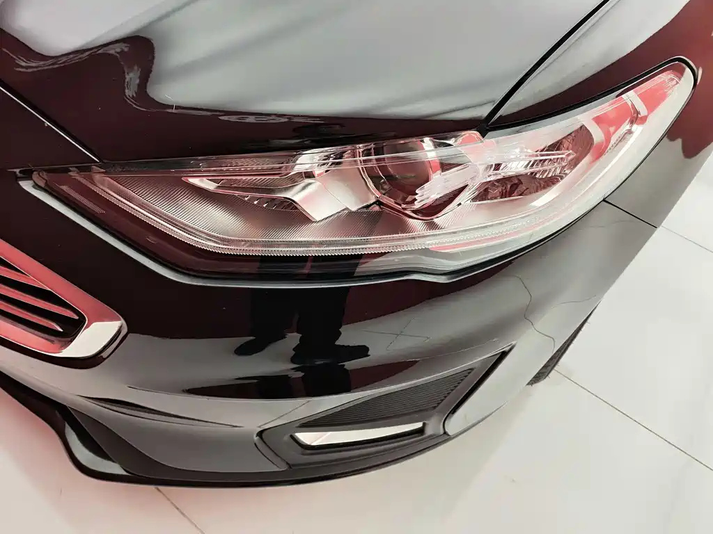 FORD MONDEO 2022