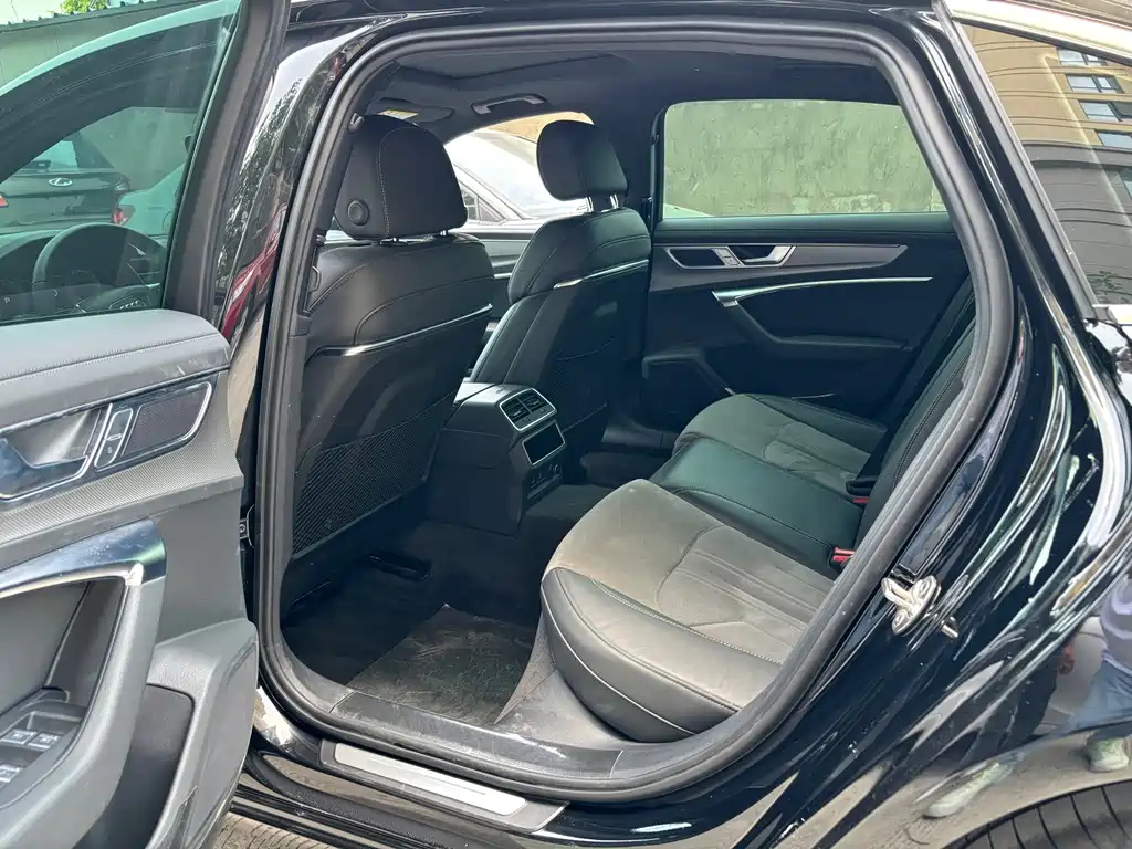 AUDI A6L 2023