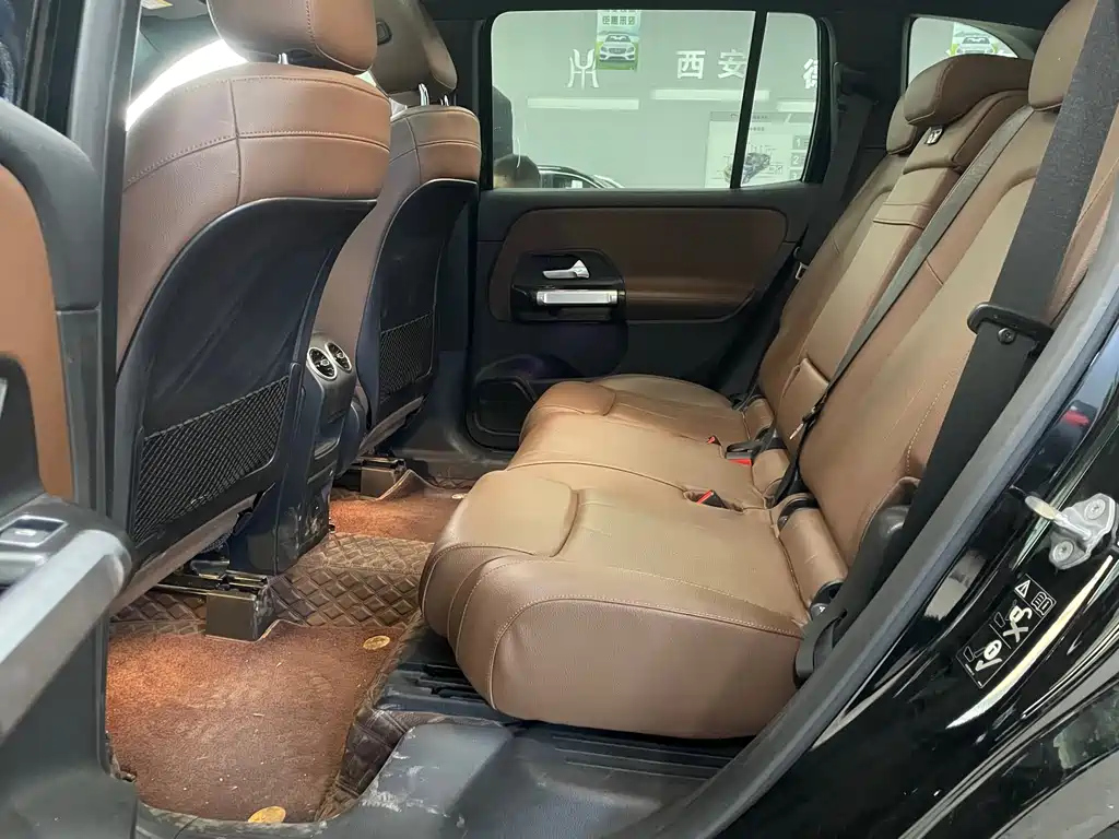 MERCEDES BENZ GLB 2021