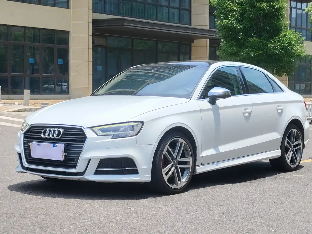 AUDI A3 2018