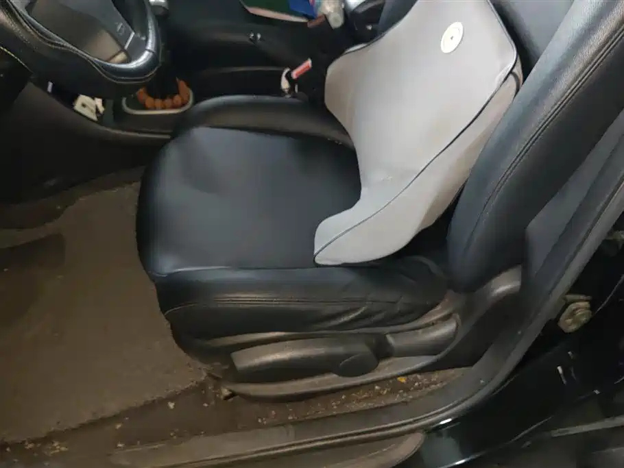 NISSAN SYLPHY 2017