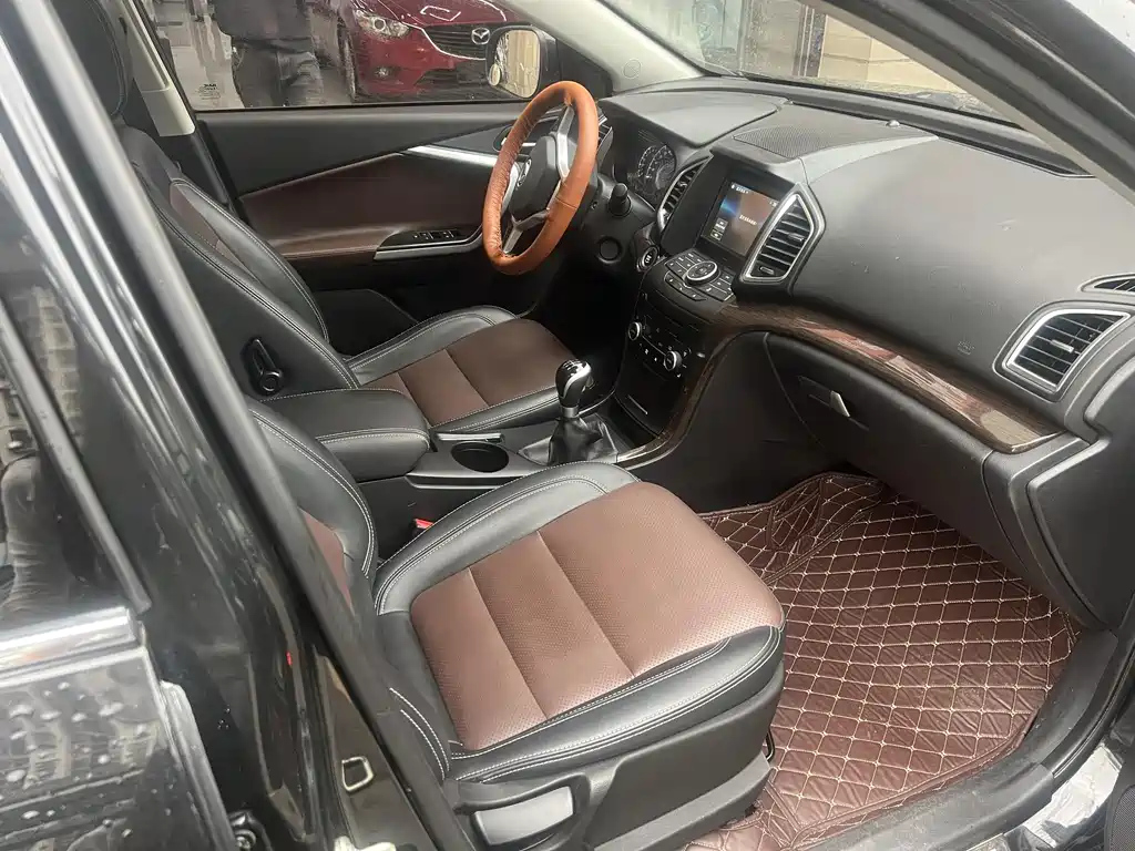 BAIC S6 2016
