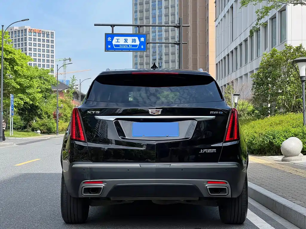 CADILLAC XT5 2022