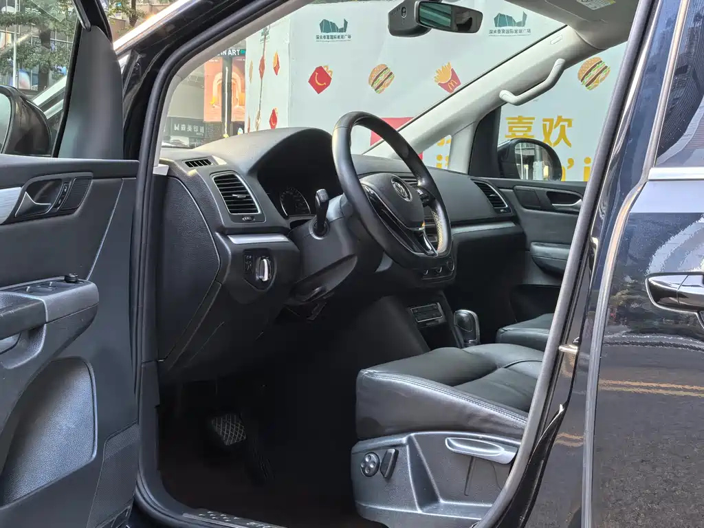 VOLKSWAGEN SHARAN 2016