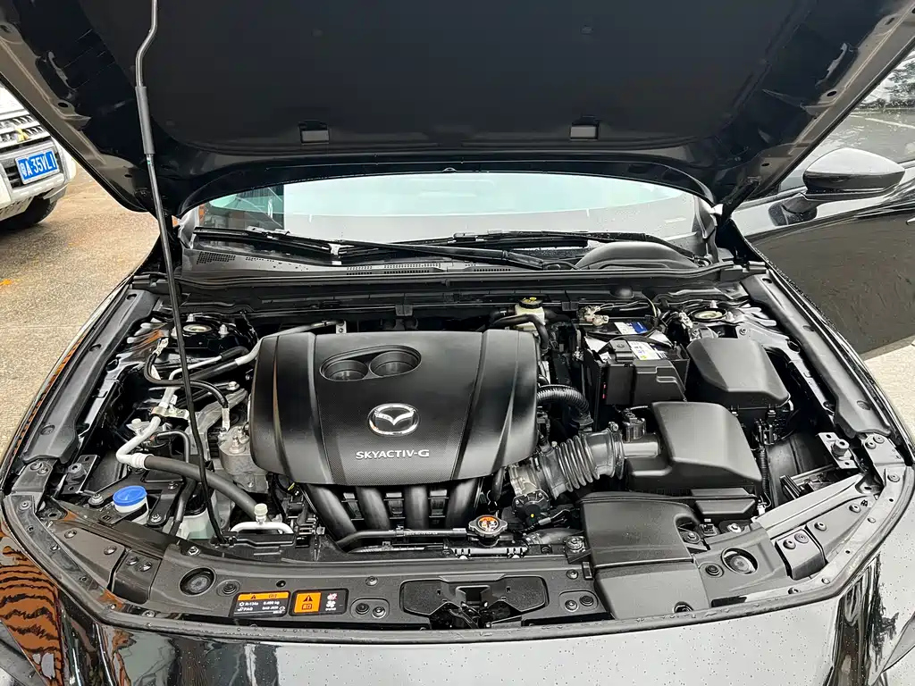 MAZDA 3 AXELA 2021