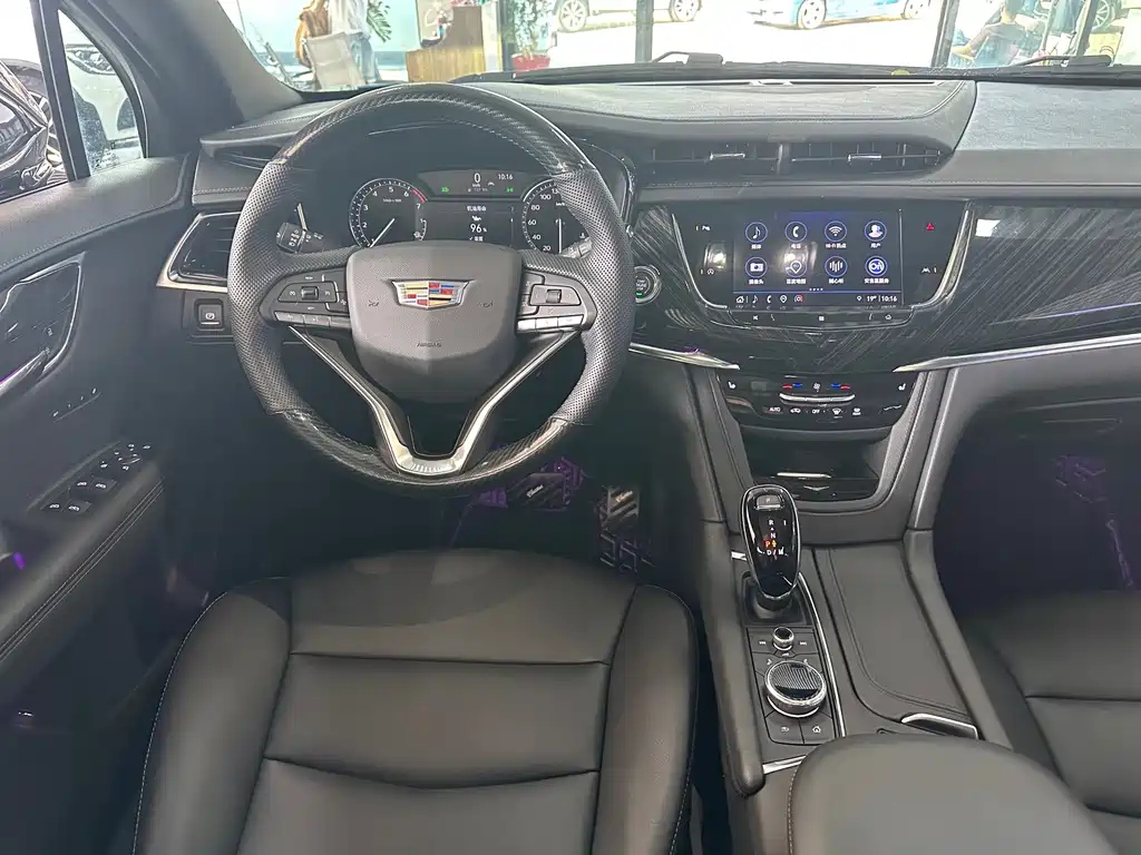 CADILLAC XT6 2020