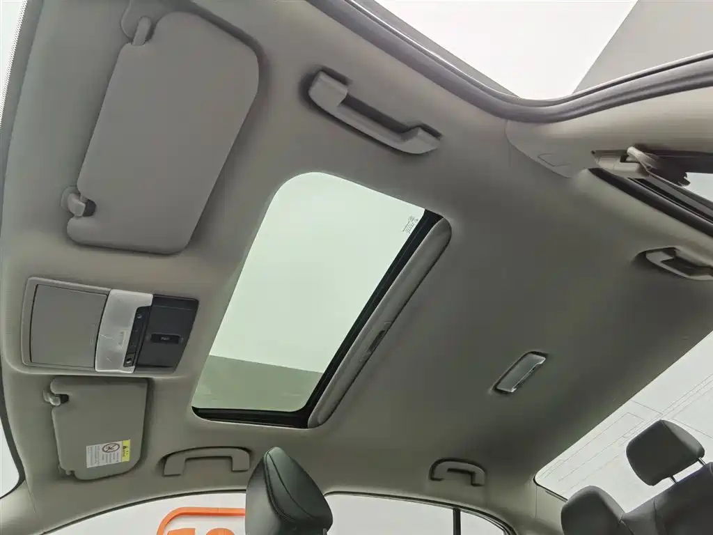 NISSAN SYLPHY 2020