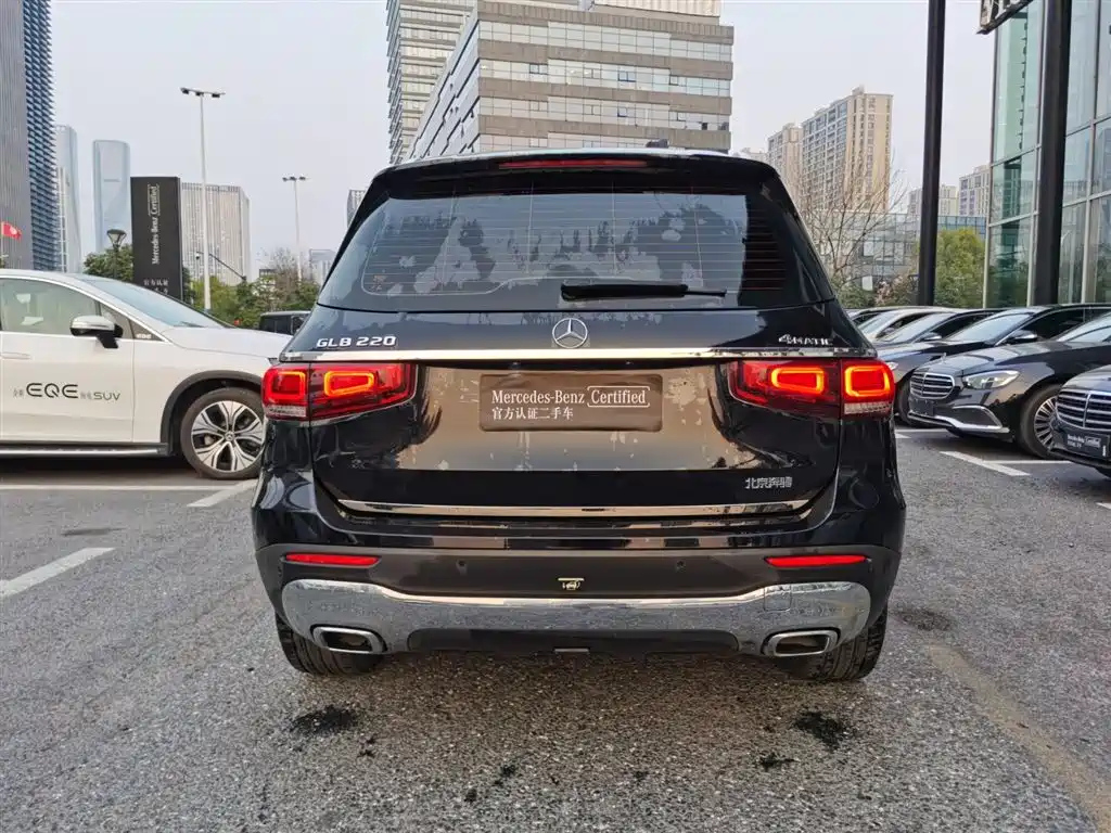 MERCEDES BENZ GLB 2022