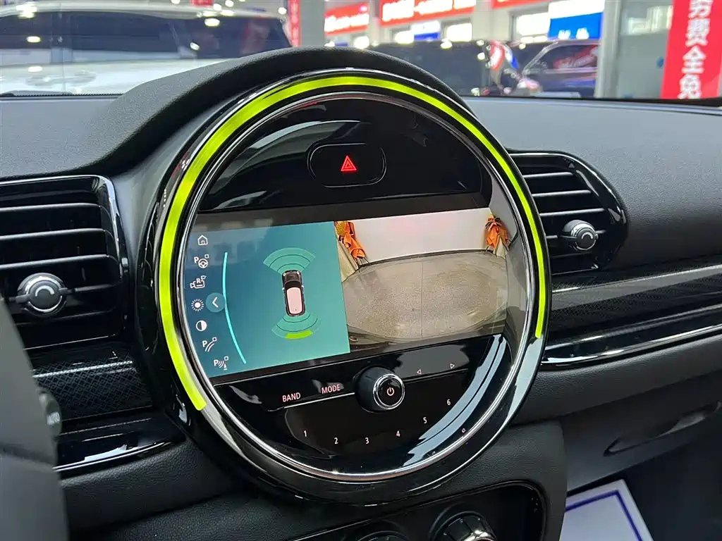 MINI CLUBMAN 2022