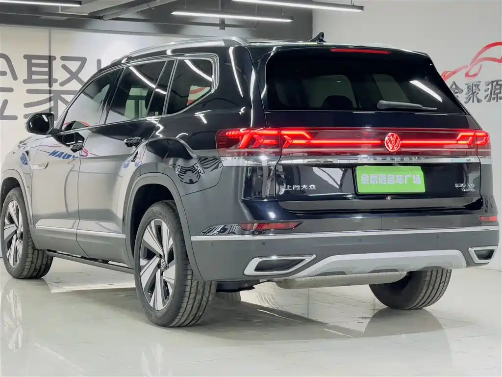 VOLKSWAGEN TOURAN 2023