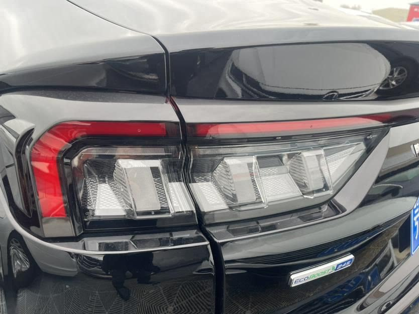 FORD MONDEO 2023