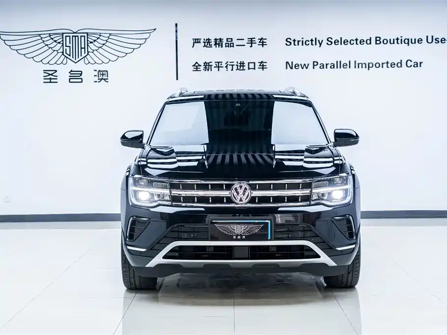 VOLKSWAGEN TOURAN 2023