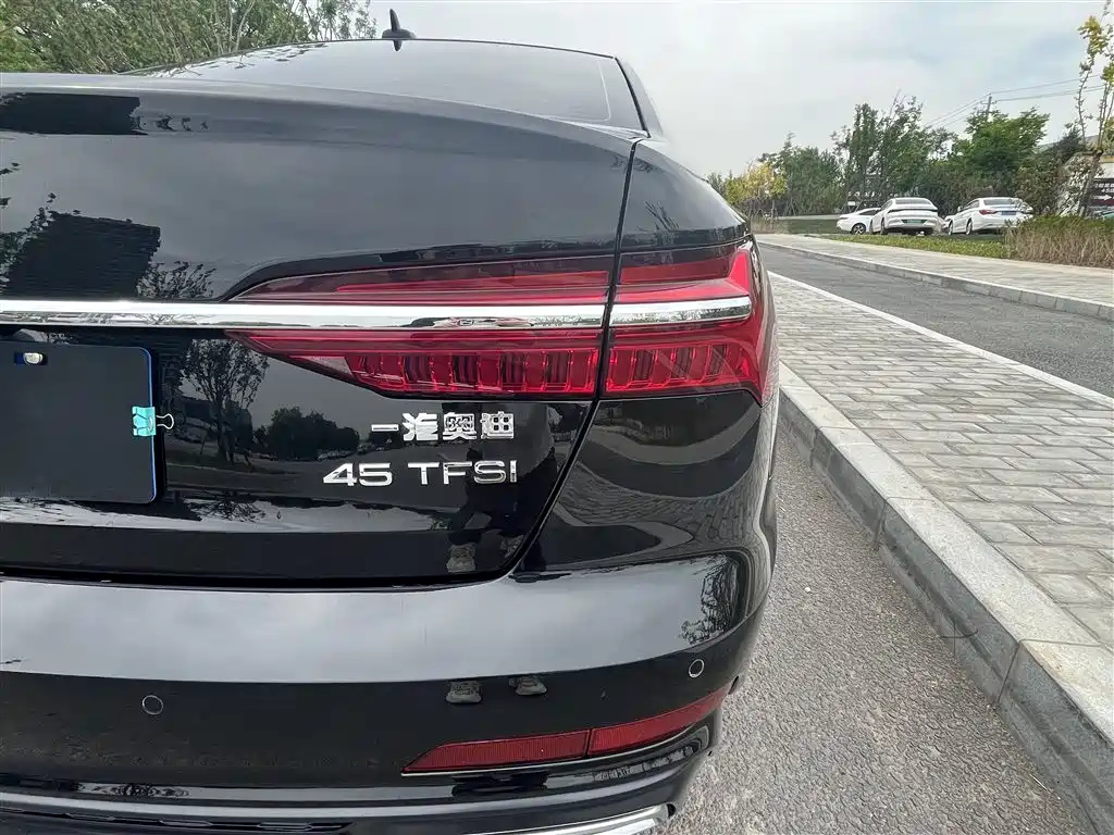 AUDI A6L 2022