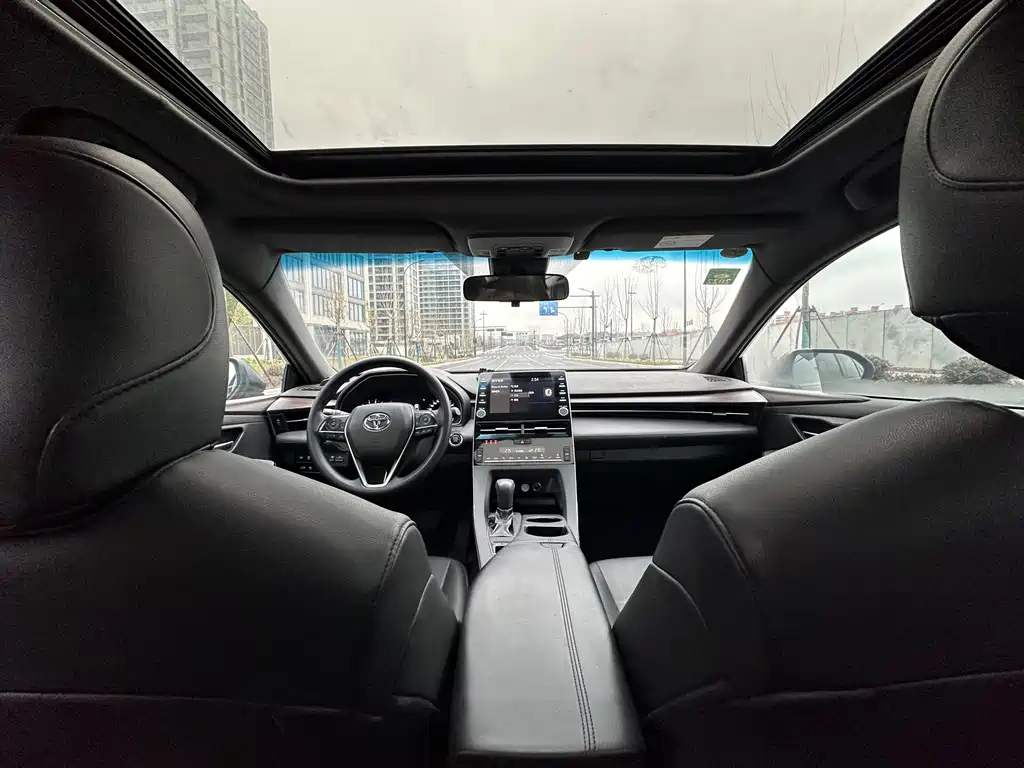 TOYOTA AVALON 2020