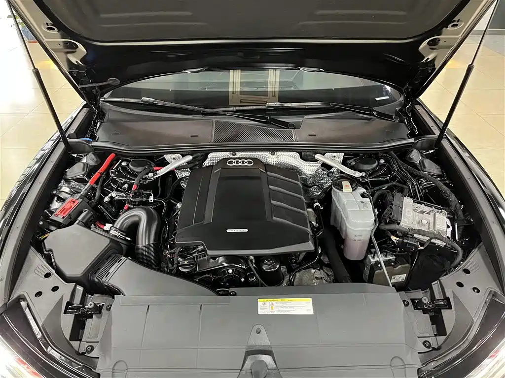 AUDI A6L 2020