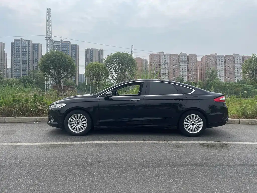 FORD MONDEO 2014