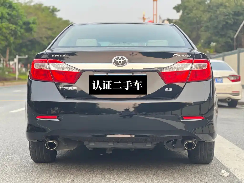 TOYOTA CAMRY 2012