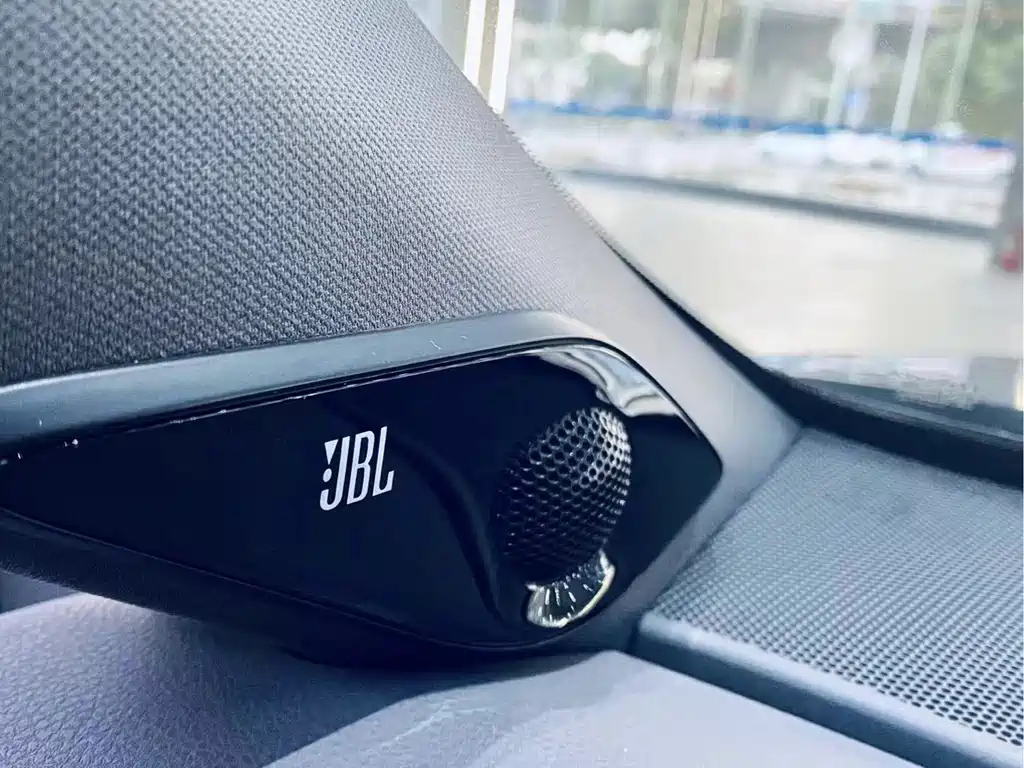 TOYOTA AVALON 2019