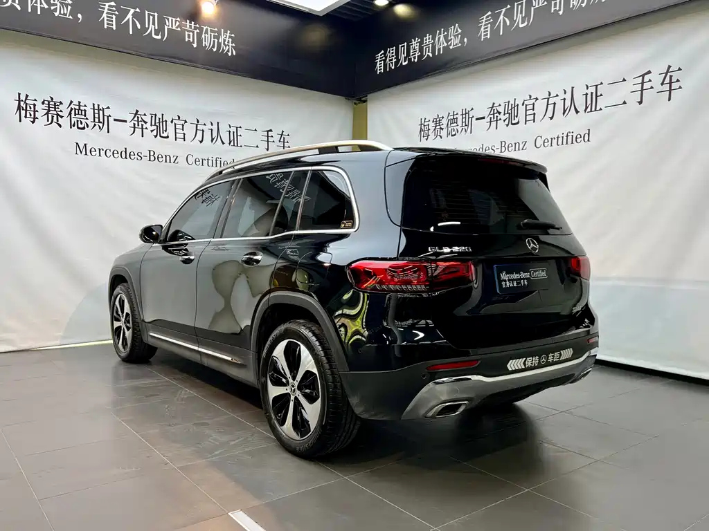 MERCEDES BENZ GLB 2023