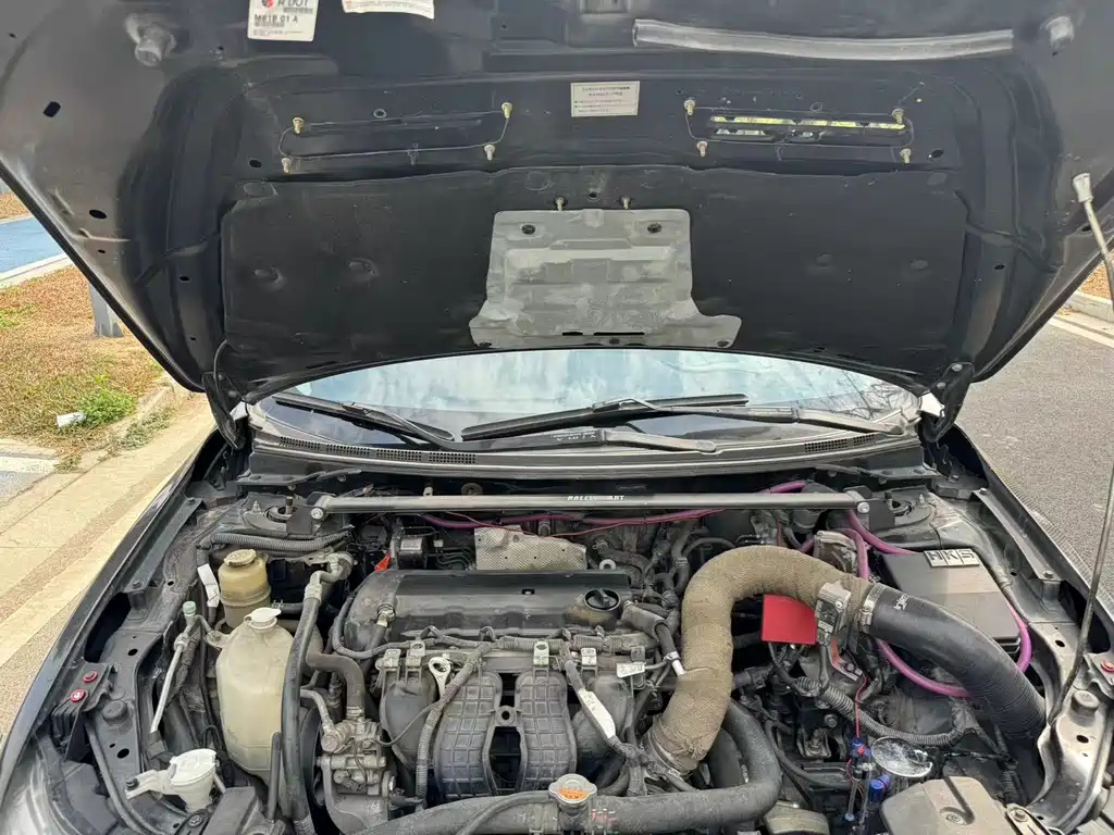 MITSUBISHI LANCER EX 2013