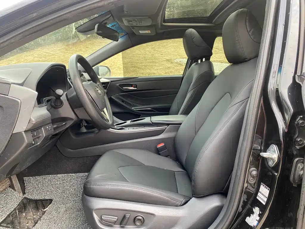 TOYOTA AVALON 2021