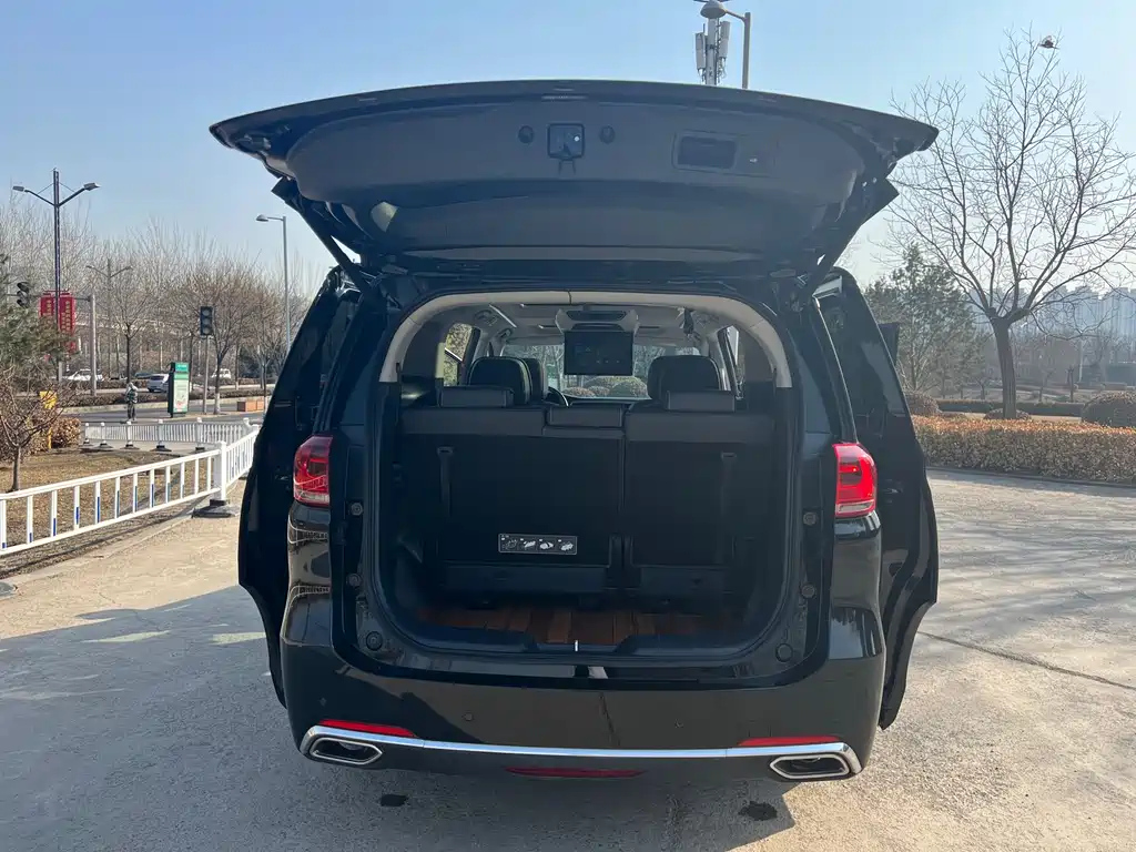 TRUMPCHI M8 2019