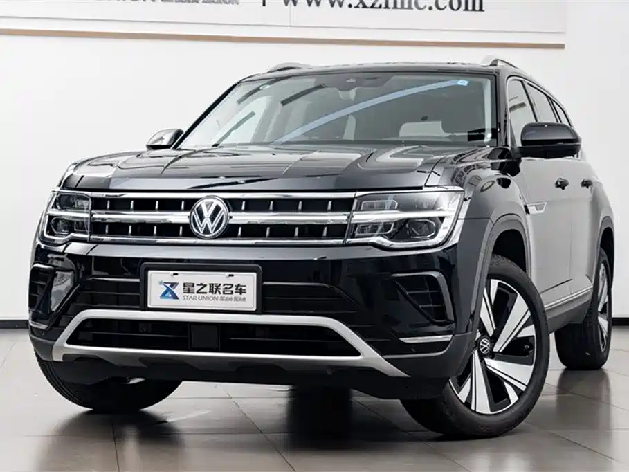 VOLKSWAGEN TOURAN 2023